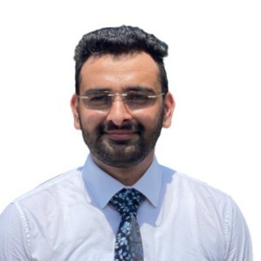 Suresh Chavan headshot